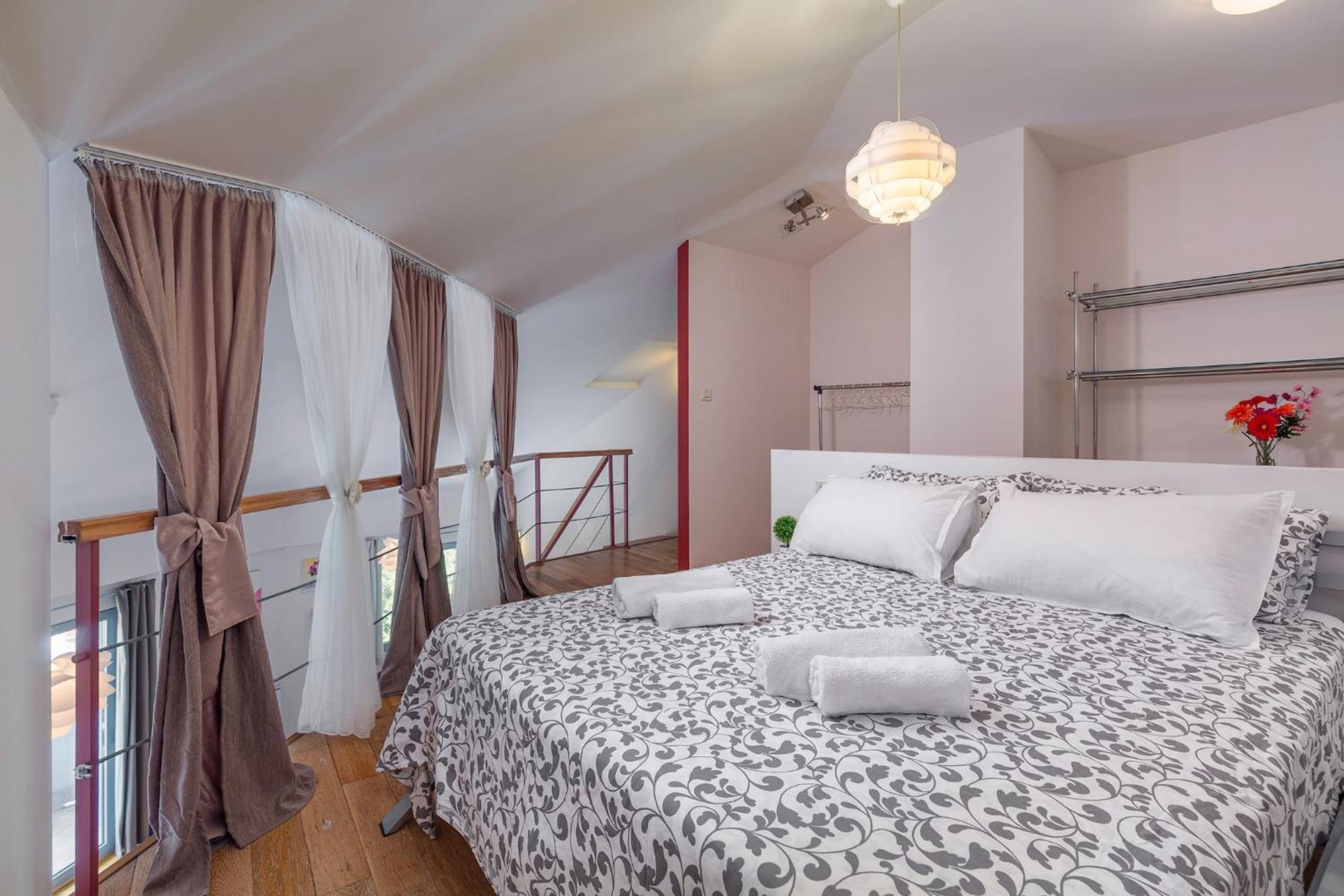 Deluxe Apartment Marina With A Private Parking Rijeka Exterior foto